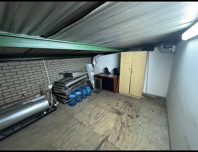 760M² WAREHOUSE FOR SALE IN EASTGATE